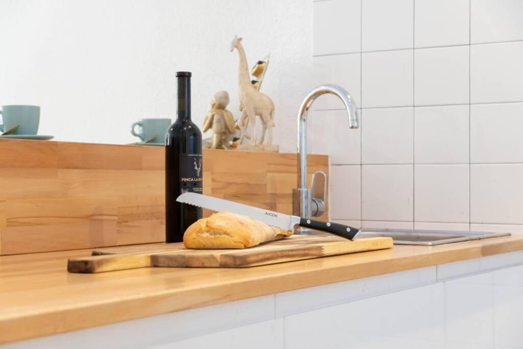 Luxury Apartment Puerta Del Sol City Center Gran Via With Ac Madrid Eksteriør bilde